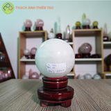 Cầu thạch anh trắng dừa nặng 0.793kg, đường kính 8.2 cm