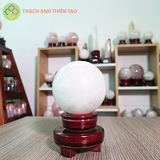 Cầu thạch anh trắng dừa nặng 0.609kg, đường kính 7.6cm