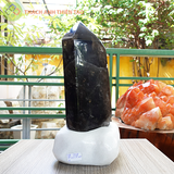 Trụ thạch anh đen nặng 9,6kg, cao 40cm
