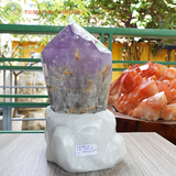 Trụ thạch anh tím nặng 4,65 kg, cao 31cm