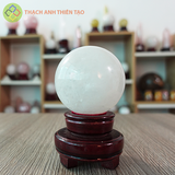 Cầu thạch anh trắng dừa nặng 0.603kg, đường kính 7.6cm