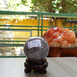Cầu thạch anh tím nặng 0.54kg, đường kính 7.2cm