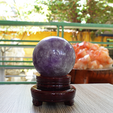 Cầu thạch anh tím nặng 1.12kg, đường kính 9.2cm