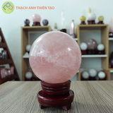 Cầu thạch anh hồng nặng 2.85 kg, đường kính 12cm