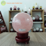 Cầu thạch anh hồng nặng 2.85 kg, đường kính 12cm