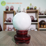 Cầu thạch anh trắng dừa nặng 0.852kg, đường kính 8.5 cm