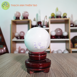 Cầu thạch anh trắng dừa nặng 0.61kg, đường kính 7.6cm