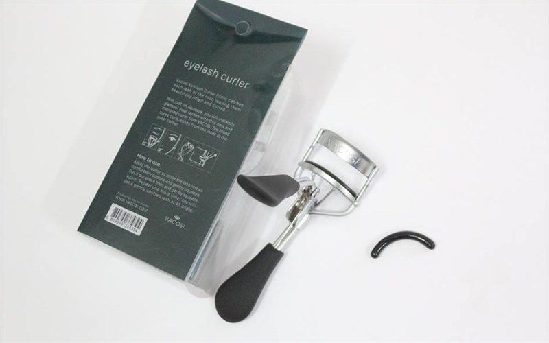 Kẹp bấm mi cán đen Vacosi Eyelash Curler