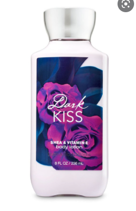 Lotion dưỡng da Bath & Body Works Dark kiss 236ml