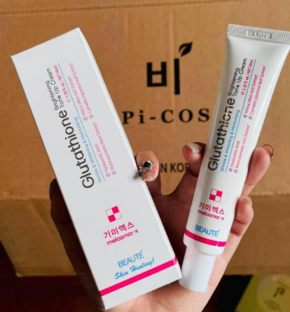 Kem dưỡng Beaute Glutathione Bringtening Tone up Cream 40ml