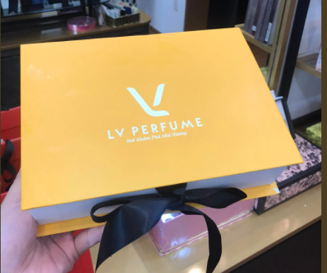 Hộp Quà Thương Hiệu LV - vàng