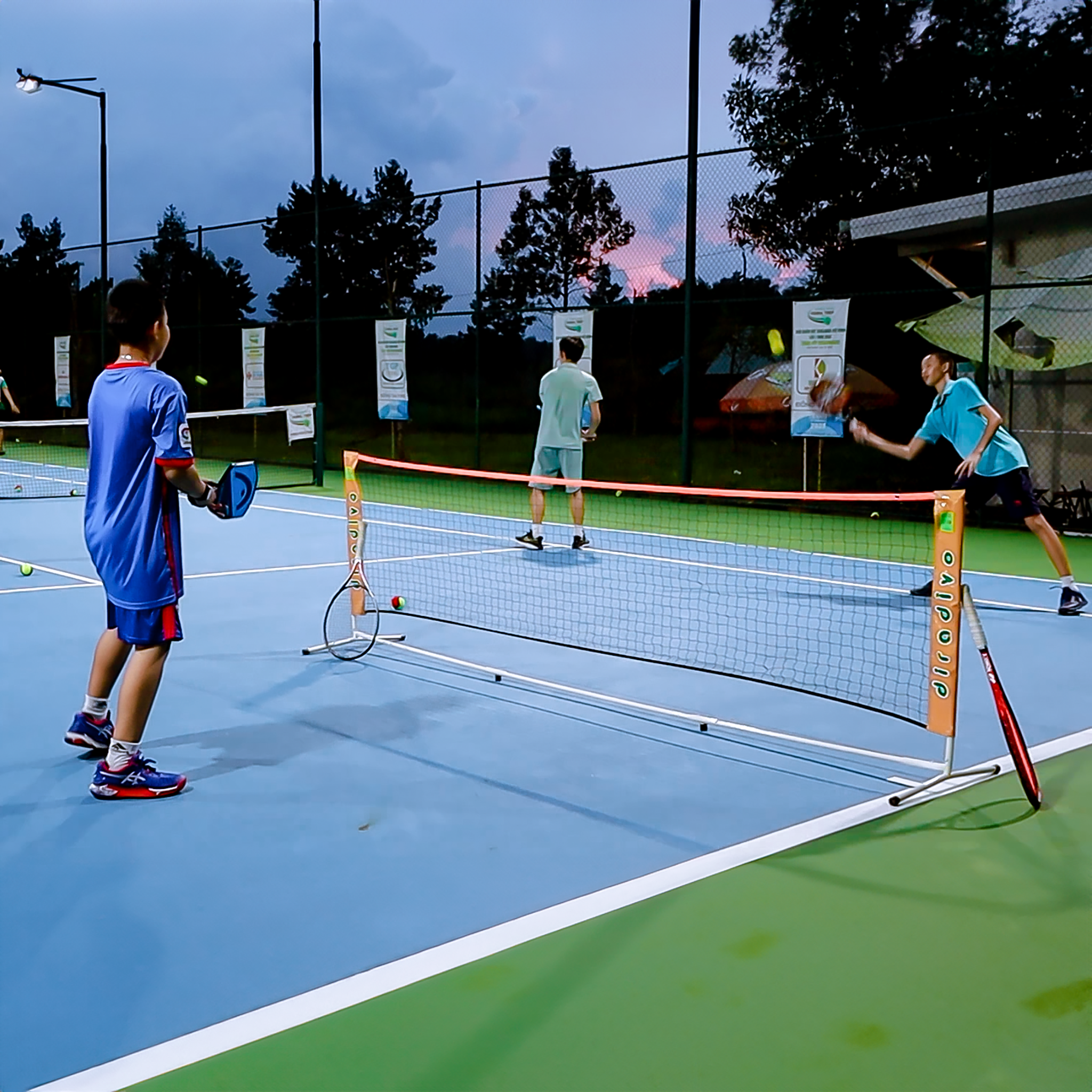  Khung lưới tennis mini gấp gọn 