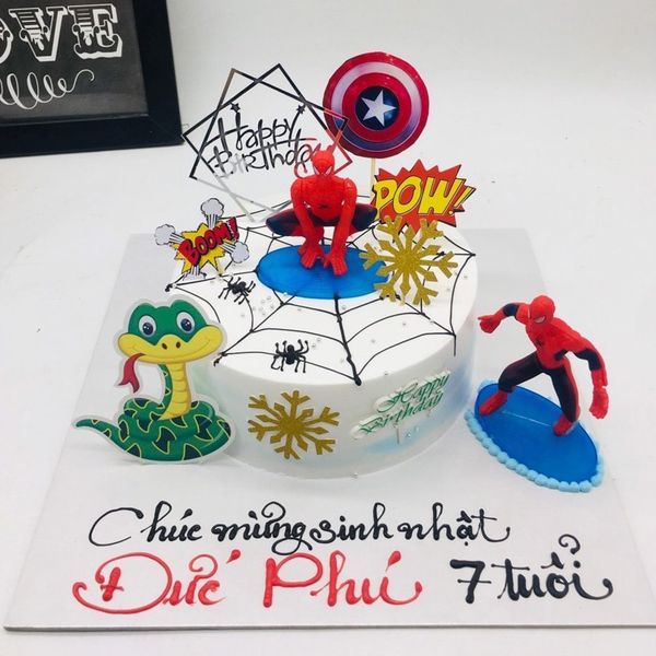 Bánh kem sinh nhật 16FOOD siêu nhân nhện dành cho các bé trai