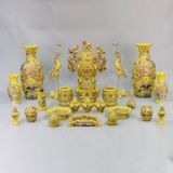 Bộ Đồ Thờ Bát Tràng đầy đủ dâng ban gia tiên men sứ vàng đắp nổi vẽ vàng 29 vật phẩm | Bộ Thờ Cúng Gia Tiên Bát Tràng