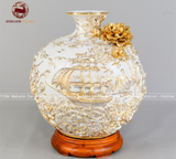 Bình Hút Tài Lộc gốm Bát Tràng thuận buồm xuôi gió đắp nổi vẽ vàng kích thước 40cm | Quà Tặng Cao Cấp bình hút tài lộc Bát Tràng