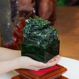 Quà Tặng Cao Cấp Ấn Rồng Ngọc Bích kích thước 10x10x13,5cm