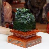 Quà Tặng Cao Cấp Ấn Rồng Ngọc Bích kích thước 10x10x13,5cm