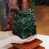 Quà Tặng Cao Cấp Ấn Rồng Ngọc Bích kích thước 9,5x9,5x14,5cm