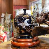 Bình Hút Tài Lộc uyên ương hồ điệp men sứ xanh coban kích thước cao 30cm đắp nổi vẽ vàng | Quà Tặng Cao Cấp bình hút tài lộc Bát Tràng