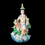 Tượng Quan Âm Tự Tại ngồi Cửu Liên Hoa sứ sơn cao 56cm | Quà Tặng Phong Thủy Tượng Quan Âm