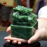 Quà Tặng Cao Cấp Ấn Rồng Ngọc Bích kích thước 8x8x10,5cm