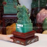 Quà Tặng Cao Cấp Ấn Rồng Thạch Anh Xanh kích thước 9x9,5x21cm