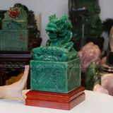 Quà Tặng Cao Cấp Ấn Rồng Ngọc Thạch Anh Xanh kích thước 12x12 x 25cm