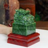 Quà Tặng Cao Cấp Ấn Rồng Ngọc Bích kích thước 8,5x 8,5x12cm