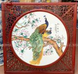 Tranh sứ Bát Tràng vuông họa tiết công đào men màu kích thước 100cm x 100cm