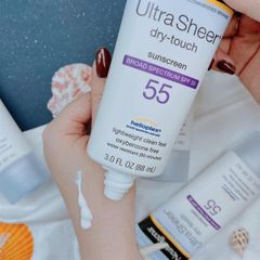 Kem Chống Nắng NEUTROGENA Ultra Sheer Dry-Touch