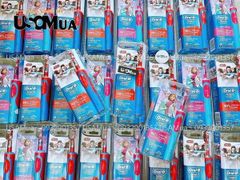 Bàn chải Pin ORAL-B Disney Frozen II cho bé 3+