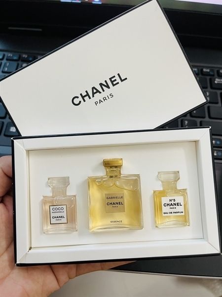 Set Nước Hoa Mini CHANEL No 5 EDP 1.5ml + Gabrielle EDP 5ml + Coco Mademoiselle 1.5ml