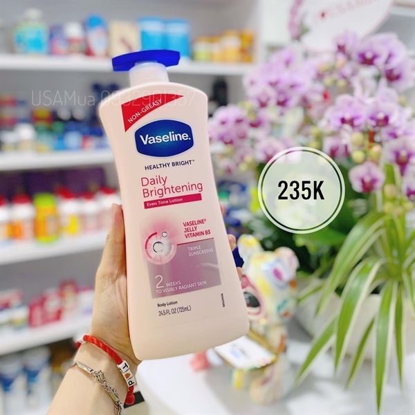 Dưỡng Thể VASELINE Healthy Bright Daily Brightening