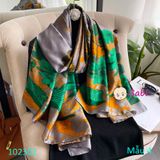 102302 Khăn Lụa Nhiều Màu Sắc Sành Điệu