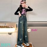 Quần Jean Suông Bé Gái Thêu Đắp Tim (35kg - 50kg)