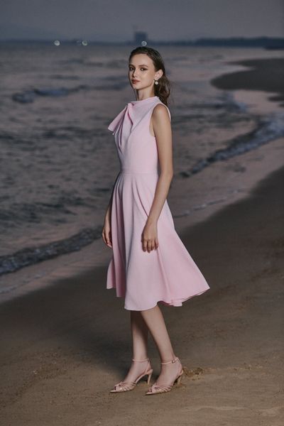  RESORT 24. R44 