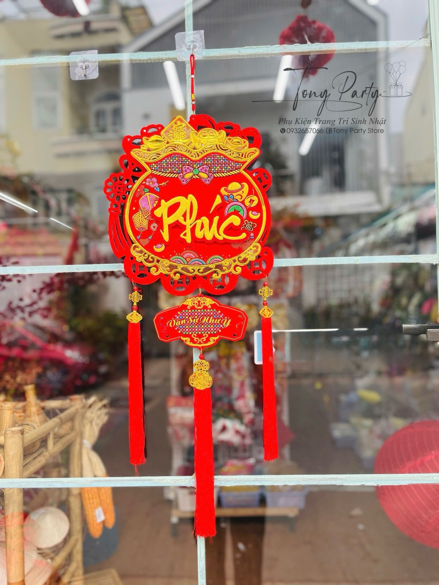 Liễn Treo Tết
