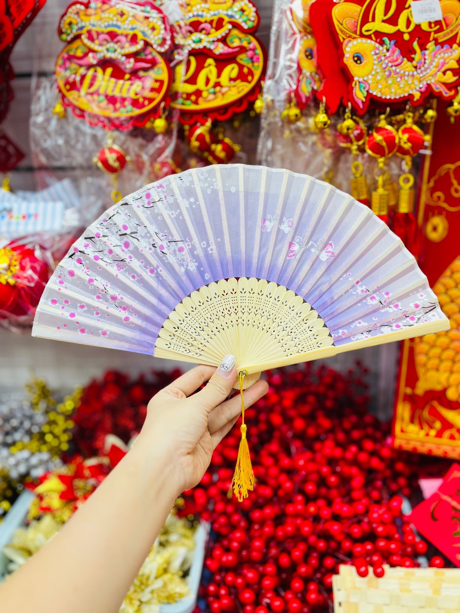 Quạt Lụa