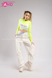 Outfit Phối Sẵn - (Quần Nắp Ngang Trắng phối Áo Croptop Xanh Neon Dài Tay)