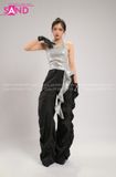 Outfit Phối Sẵn - (Quần Chun Đen phối Áo Crop Kim Sa Tua Rua)