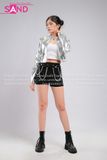 Outfit Phối Sẵn - (Quần Short Đen phối Áo Khoác Crop Bạc Bóng)