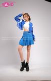 Outfit Phối Sẵn - (Set Quần Short Trắng Phối Áo Khoác Da Crop Xanh)