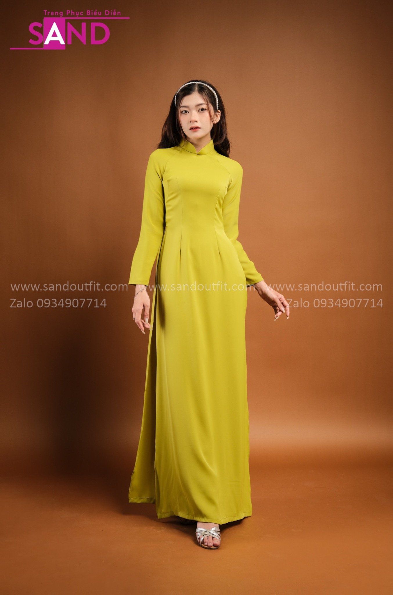 TAA0904 Áo Dài Truyền Thống Lụa Mỹ Màu Xanh Chuối