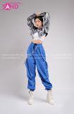 Outfit Phối Sẵn - (Quần Thụng Xanh Dương phối Áo Crop Cổ Sơmi Bạc)