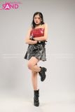 Outfit Phối Sẵn - (Váy Da Xếp Li Đen phối Áo Quây Da Bóng Đỏ)