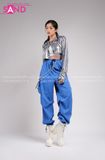 Outfit Phối Sẵn - (Quần Thụng Xanh Dương phối Áo Crop Cổ Sơmi Bạc)