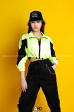 Áo Khoác Dù Croptop Không Nón Xanh Neon