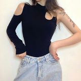Bodysuit Đen Một Bên Dài Tay Khoét Vai Phối Xích