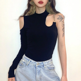 Bodysuit Đen Một Bên Dài Tay Khoét Vai Phối Xích