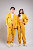 Outfit Phối Sẵn - (Set Vest Quần Ống Suông Vàng Nữ)